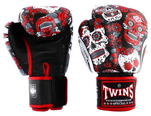 TWINS SPECIAL Rękawice Bokserskie FBGVL3-53 Skull Czerwono-Czarne