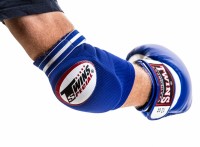 TWINS Ochraniacze Łokci do Muay Thai Competition Profilowane Niebieskie