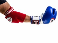 TWINS Ochraniacze Łokci do Muay Thai Competition Profilowane Czerwone
