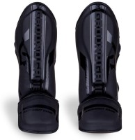 GROUND GAME Ochraniacze Piszczeli i Stopy Grube STRIPE BLACK