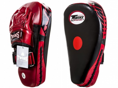 TWINS SPECIAL Łapy Trenera Profilowane Długie PML-21 Czarno-Czerwone