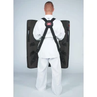 BELTOR Duża Tarcza na Szelkach TATSU do Karate Kyokushin Czarna 100 x 100 cm