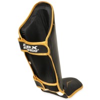 ochraniacze piszczeli ProFighter 4.jpg