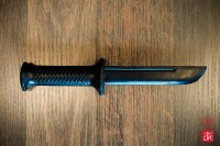 Nóż Gumowy Czarny z Gardą Atrapa Broni Krav Maga